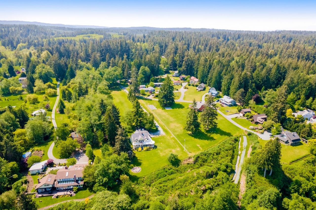 Marty'S Place Лэнгли Экстерьер фото